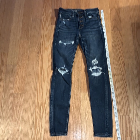 American Eagle Next Level Stretch Distressed Hi-Rise Jeggings 2 Regular - Picture 9 of 11